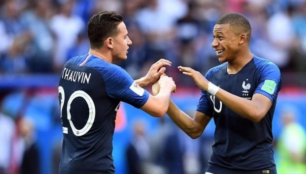 把定位球变 把定位球变